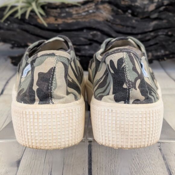 Steve Madden Cool Planet Stream Green Camo Platform Lace-up Sneakers - Picture 5 of 8